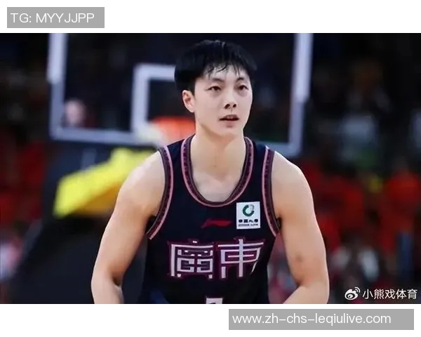 胡明轩重返新疆激情满满期待生日夜与家乡队的精彩对决